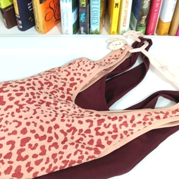 CHINESE LAUNDRY BURGUNDY LEOPARD SPORTS BRAS 2-Pc SET SIZE 2XL NWT - Picture 7 of 7